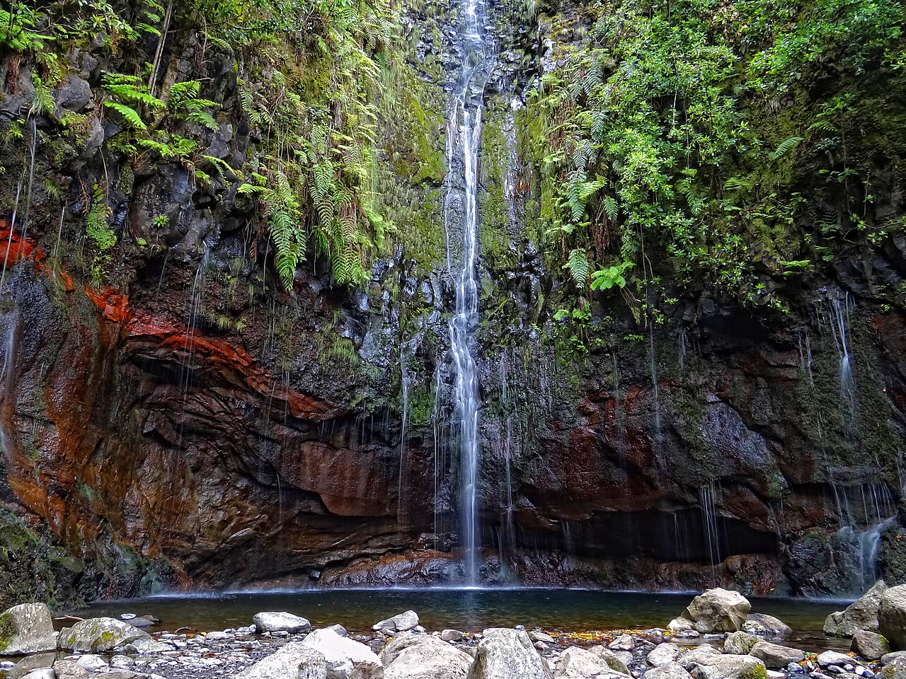 Levada das 25 Fontes