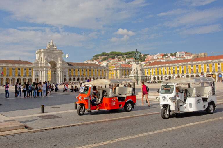 Lisbon tuk tuk tour – 5 top Tours To Explore Lisbon Like A Local